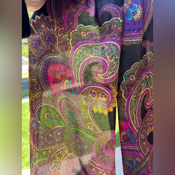 🍆Lightweight Paisley Oblong Scarf by Lauren Ralph Lauren | Sonia - Picture 15 of 17